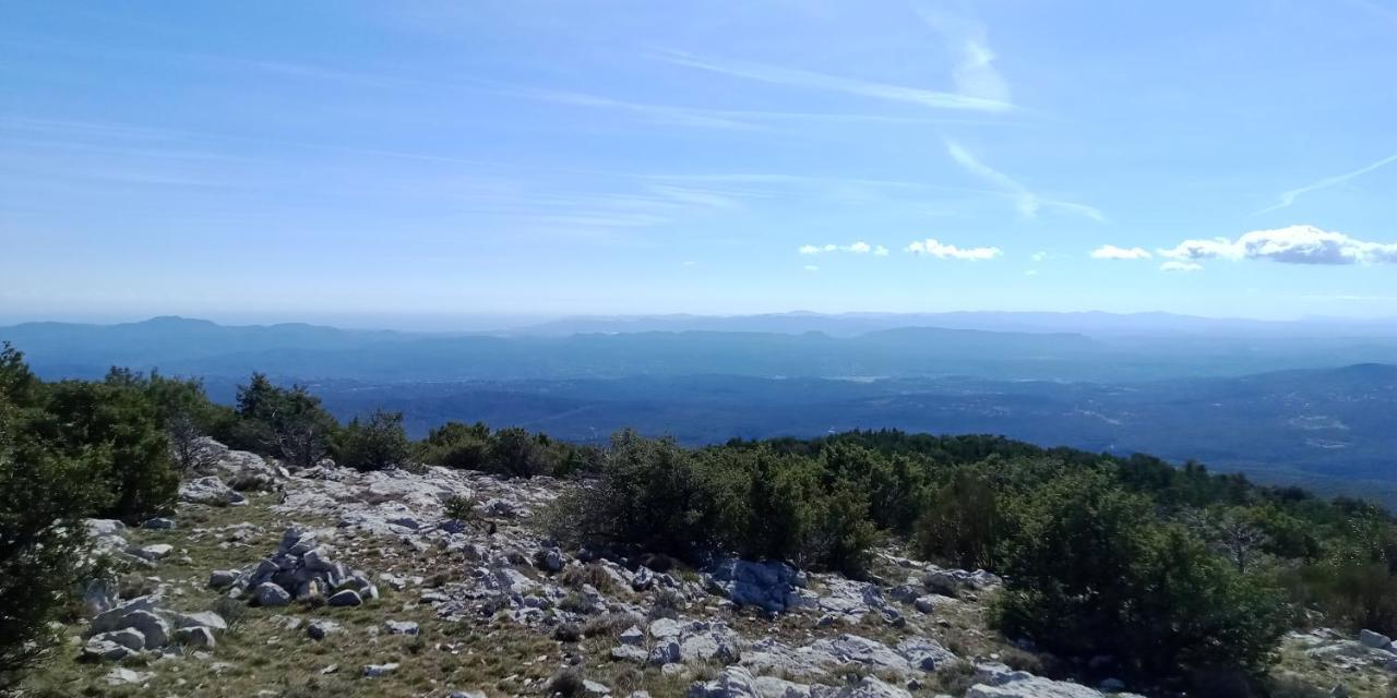 Montagne, mer et Verdon Séranon Eksteriør bilde